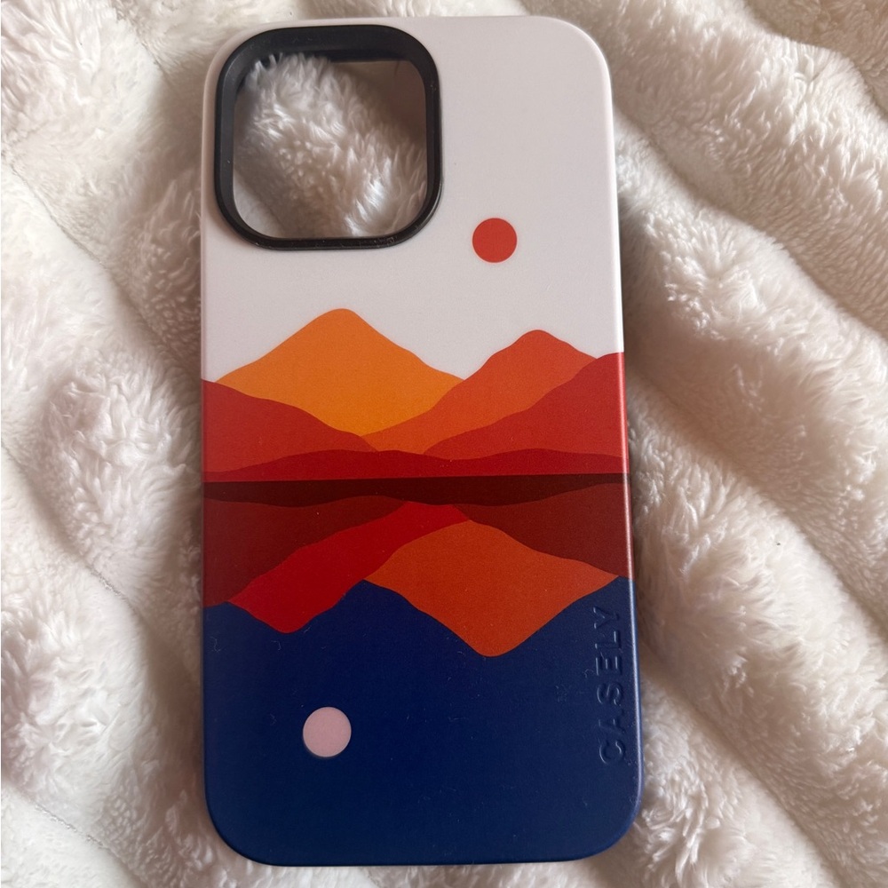 Opposites Attract
Day & Night Colorblock Mountains Case